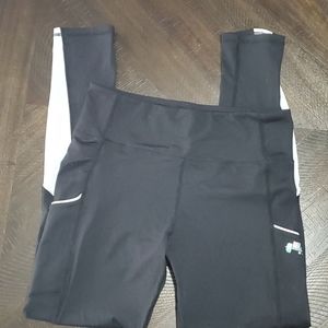 Workout leggings with pockets